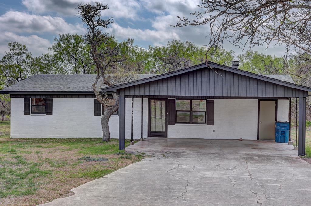 403 Mack Hollimon Drive Kerrville TX 78028