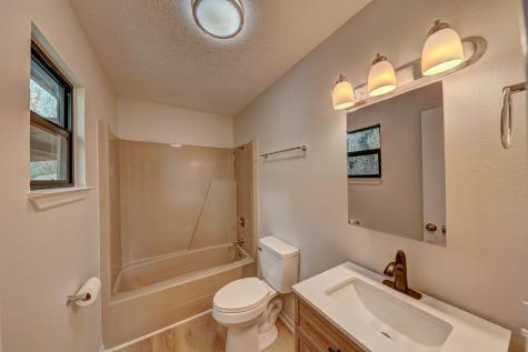 403 Mack Hollimon Drive Kerrville TX 78028