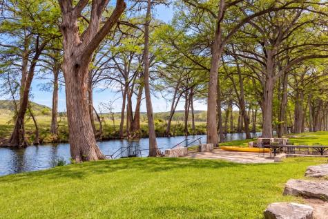 108 Brushy Drive Kerrville TX 78025