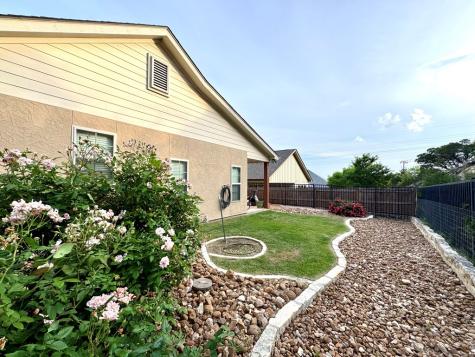 1116 Norfolk Lane Kerrville TX 78028