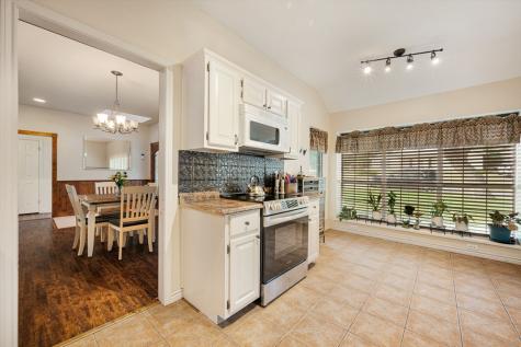 104 Holly Hill Drive Kerrville TX 78028
