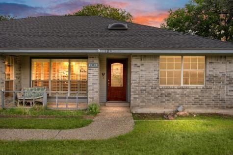 104 Holly Hill Drive Kerrville TX 78028