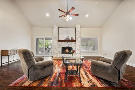 104 Holly Hill Drive Kerrville TX 78028