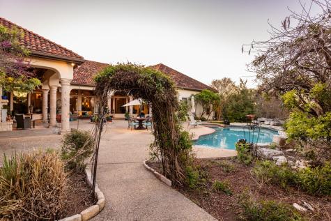 2121 Landmark Road Kerrville TX 78028