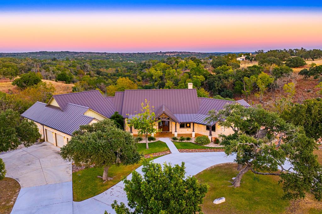131 Bootlegger Lane Kerrville TX 78028