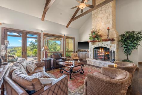 131 Bootlegger Lane Kerrville TX 78028