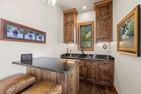 131 Bootlegger Lane Kerrville TX 78028