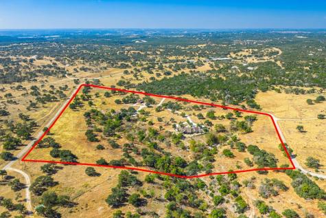 131 Bootlegger Lane Kerrville TX 78028