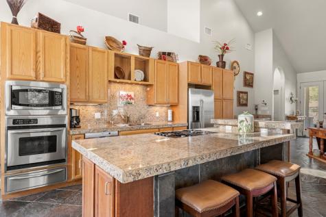 131 Bootlegger Lane Kerrville TX 78028