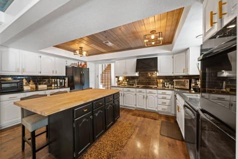 2054 Medina Highway Kerrville TX 78028