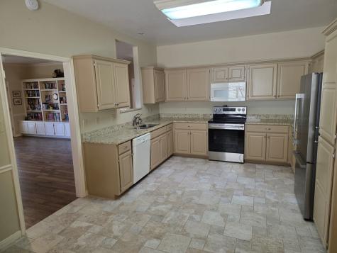 1012 Edinburgh Kerrville TX 78028