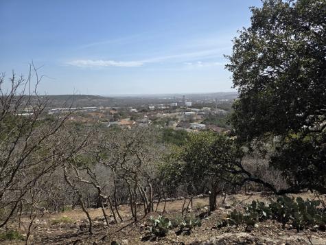 1012 Edinburgh Kerrville TX 78028