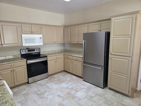 1012 Edinburgh Kerrville TX 78028