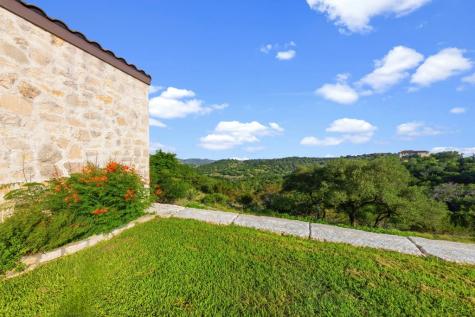 277 Majestic Ridge N Comfort TX 78013