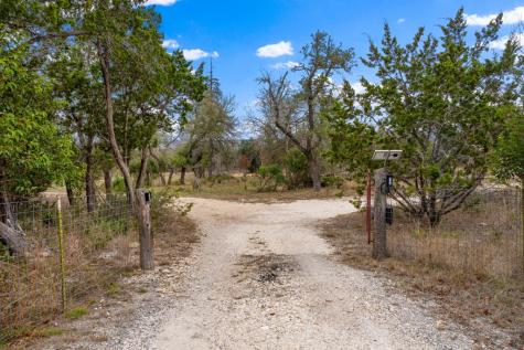 3611 Medina Highway Kerrville TX 78028