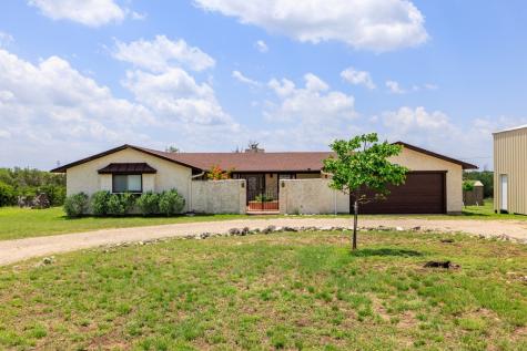 207 Broken Spur Mountain Home TX 78058