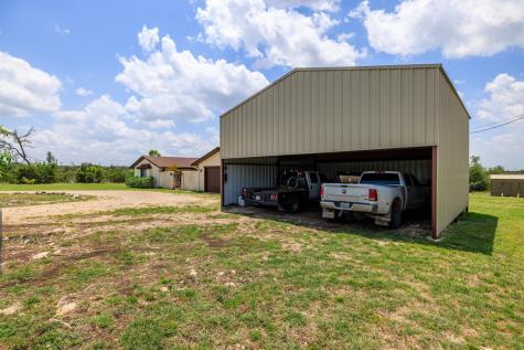 207 Broken Spur Mountain Home TX 78058