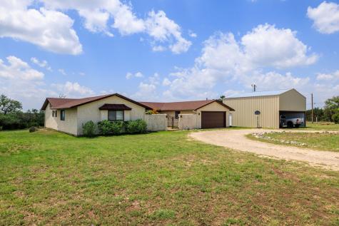 207 Broken Spur Mountain Home TX 78058