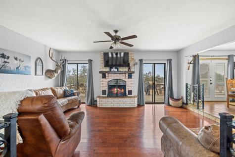 207 Broken Spur Mountain Home TX 78058