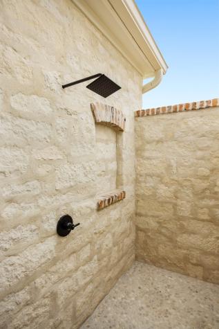 4412 Comanche Trace Drive Kerrville TX 78028