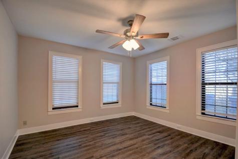 1707-B E Main Street Kerrville TX 78028