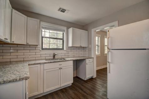 1707-B E Main Street Kerrville TX 78028