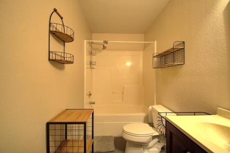 110 Real Woods View Kerrville TX 78028
