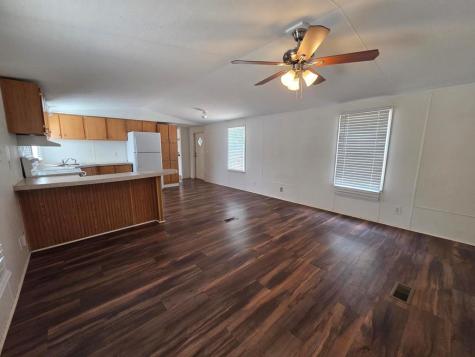 167-#6 Beaumont Street Bandera TX 78003