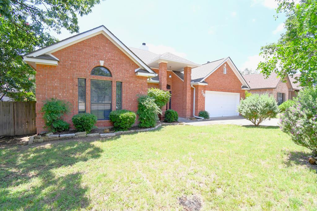 719 Oak Hollow Drive Kerrville TX 78028