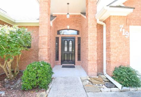 719 Oak Hollow Drive Kerrville TX 78028