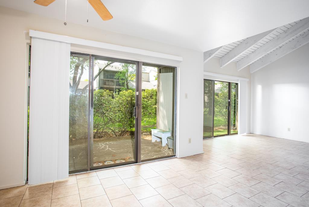 1905 West Lane Kerrville TX 78028