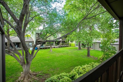 1905 West Lane Kerrville TX 78028