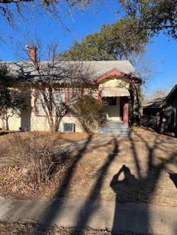 820 Wheless Avenue Kerrville TX 78028