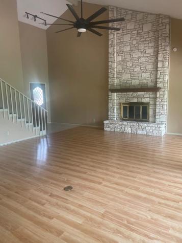 379 Englewood Drive Kerrville TX 78028