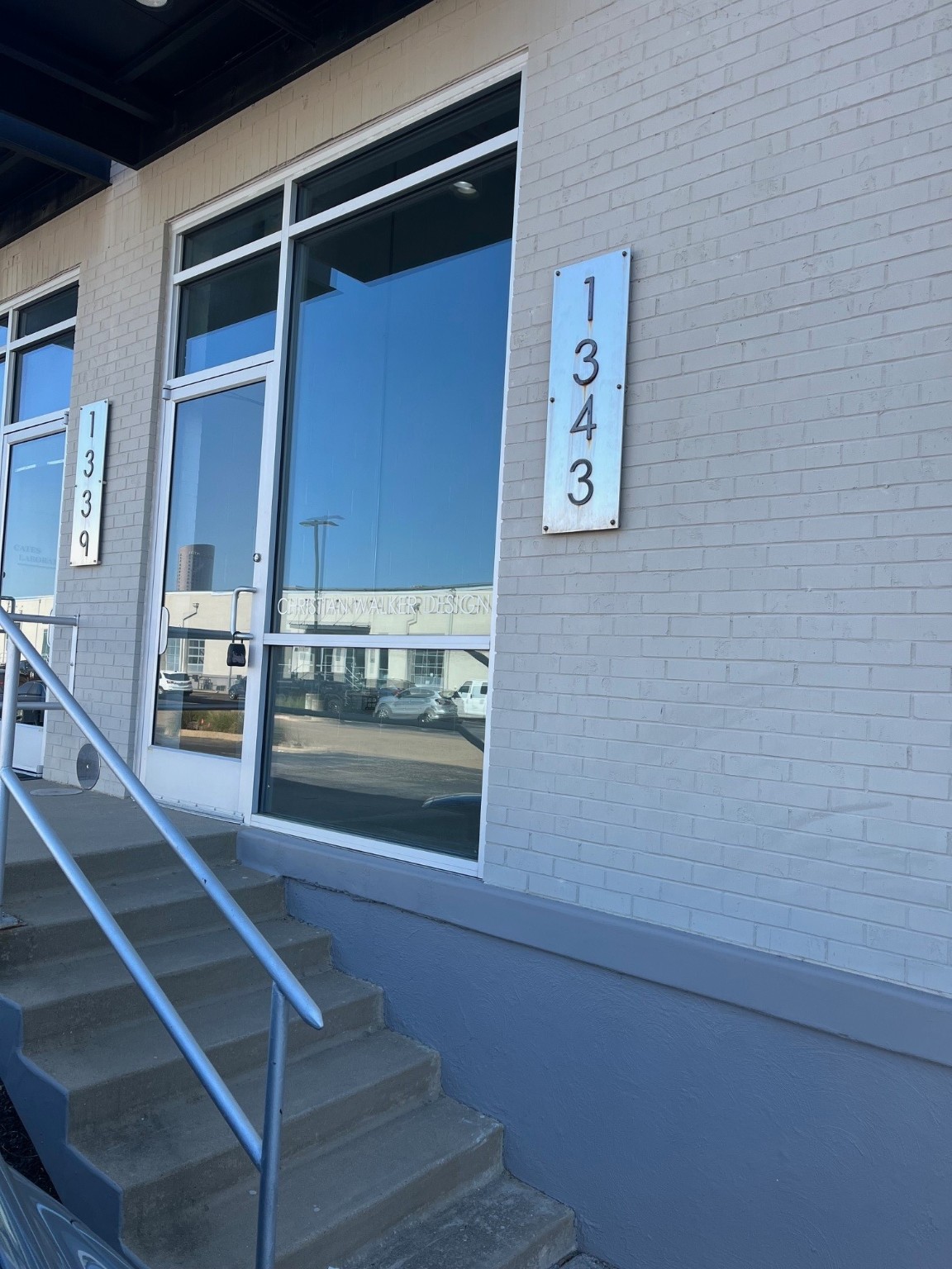 1343 Motor Circle Dallas TX 75207