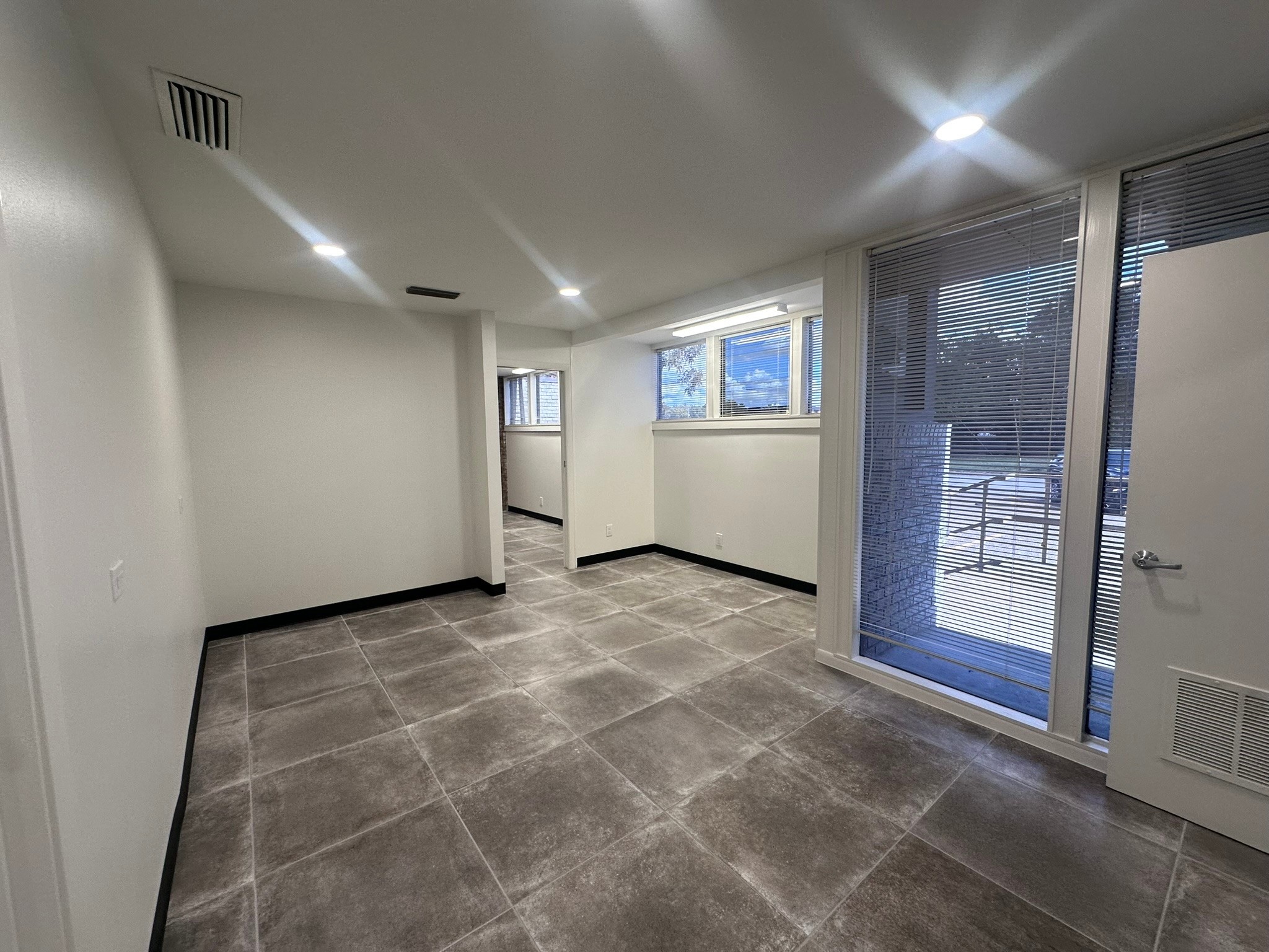 201 Ferris Avenue Waxahachie TX 75165