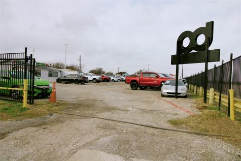 4108 E University Drive Denton TX 76208