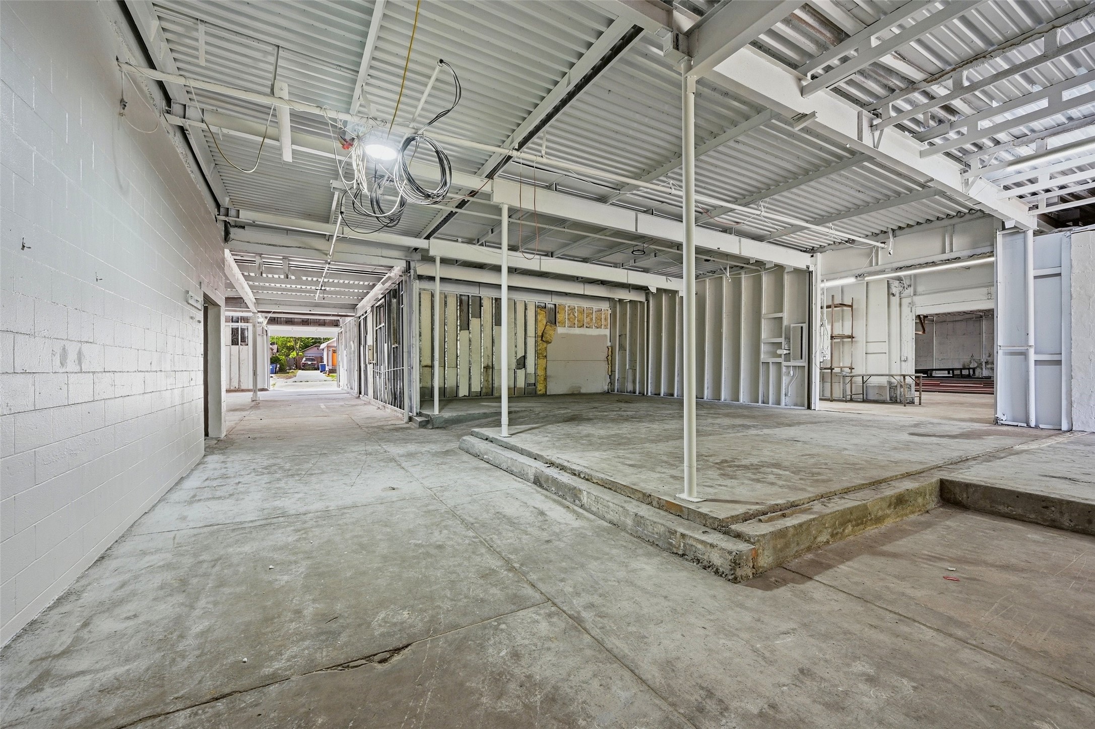 613 S Armstrong Avenue Denison TX 75020