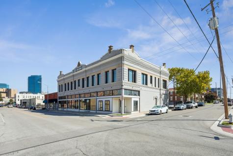 217 S Jennings Avenue Fort Worth TX 76104