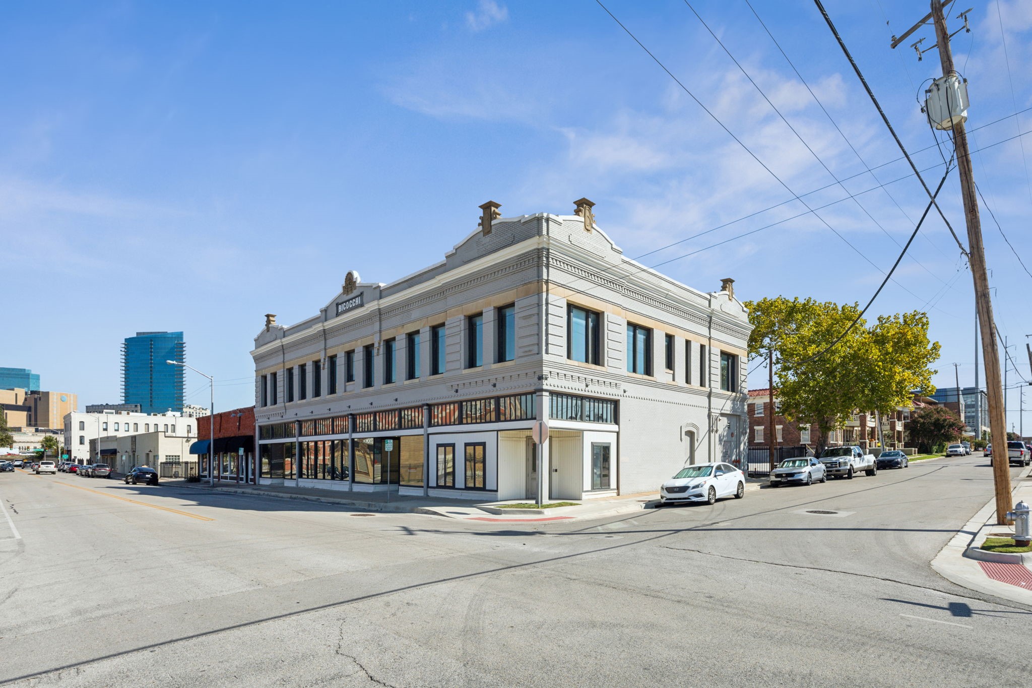 217 S Jennings Avenue Fort Worth TX 76104