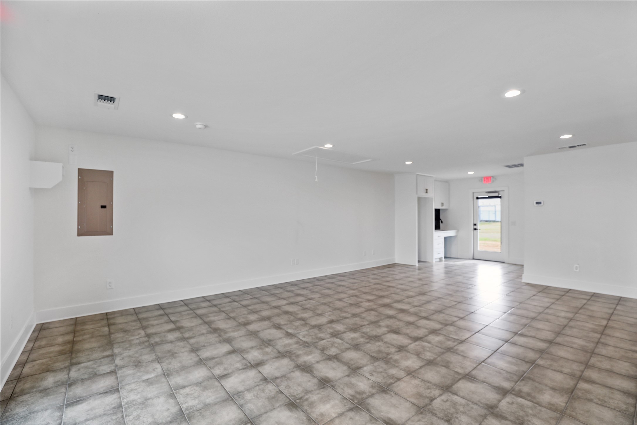 402 W Walnut Street Gunter TX 75058