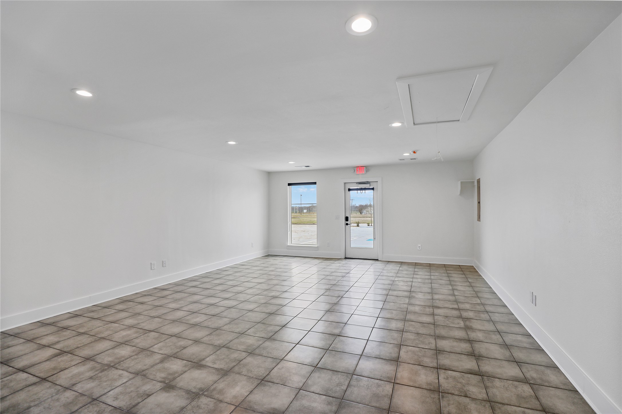 402 W Walnut Street Gunter TX 75058