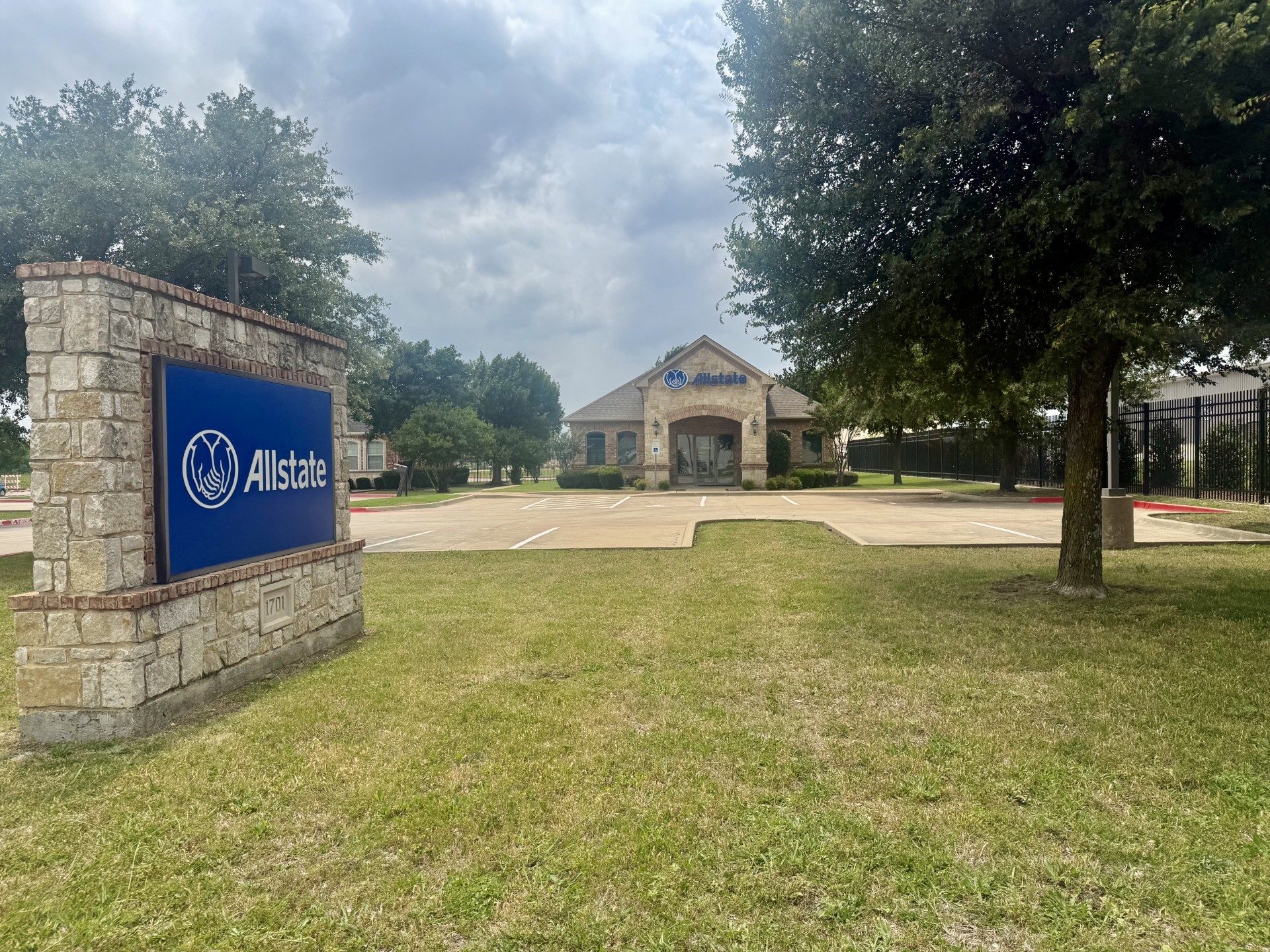 1701 Commerce Drive Mansfield TX 76063
