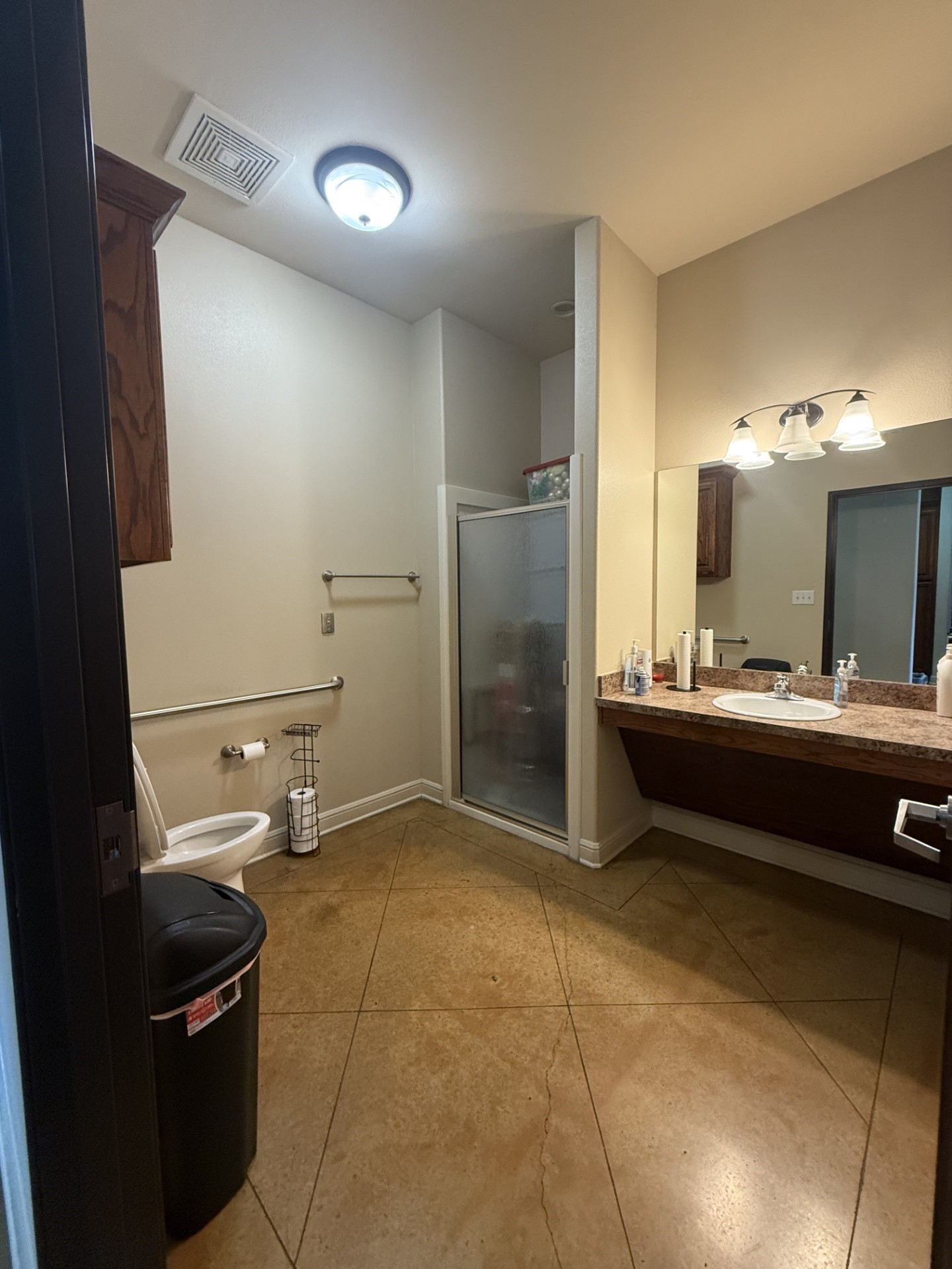 1701 Commerce Drive Mansfield TX 76063