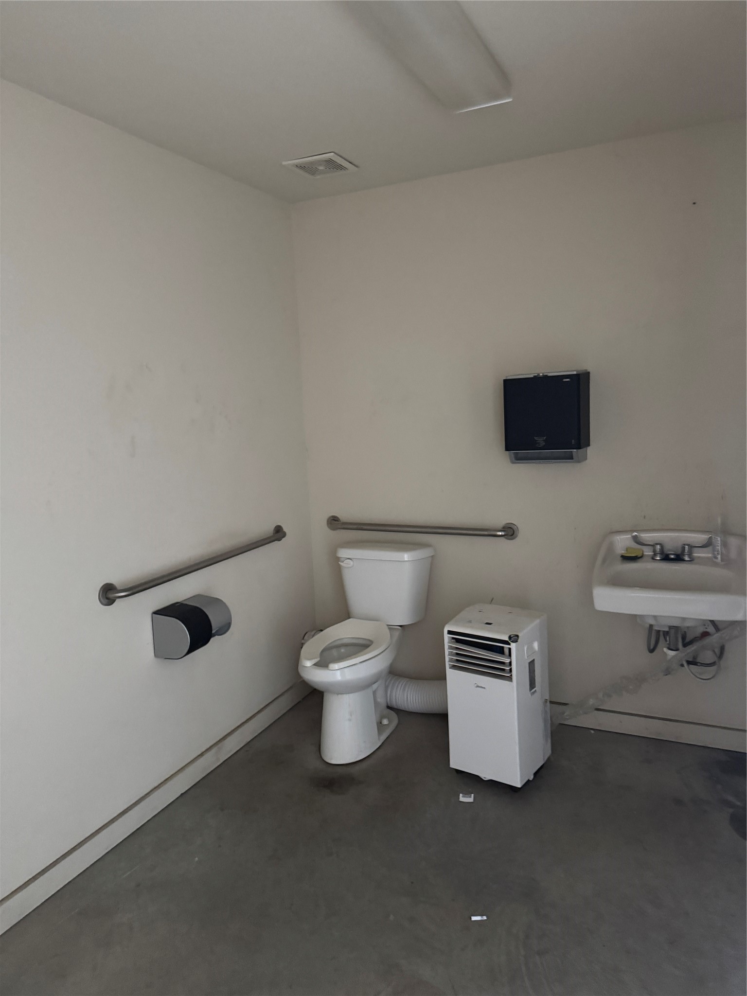 132 N Grants Lane White Settlement TX 76108