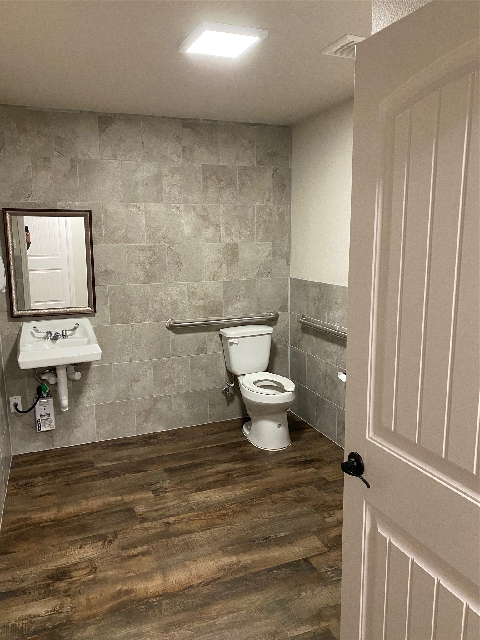 200 S Main Street Rhome TX 76078