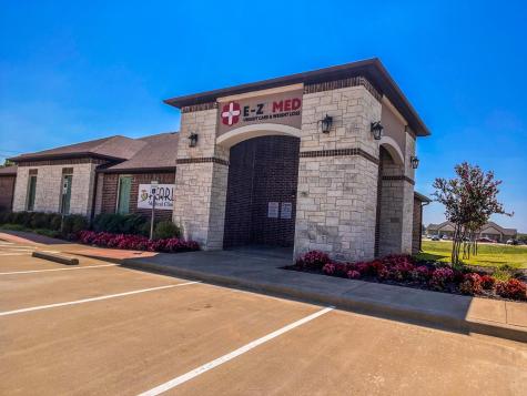 1004 S Carrier Parkway Grand Prairie TX 75051