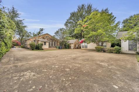 1311 W Abram Street Arlington TX 76013