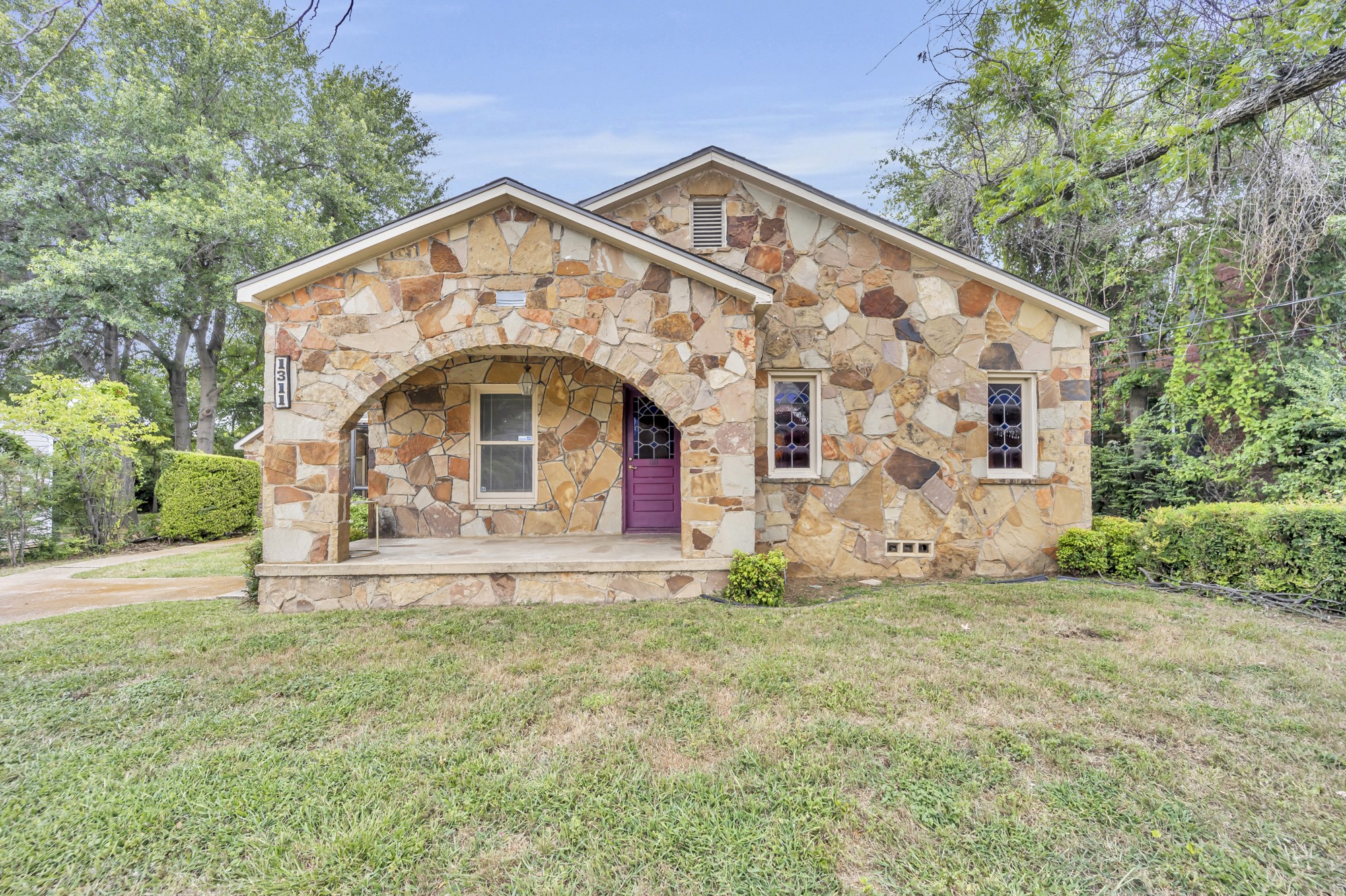 1311 W Abram Street Arlington TX 76013