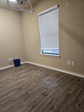 654 Saint Louis Avenue Fort Worth TX 76104